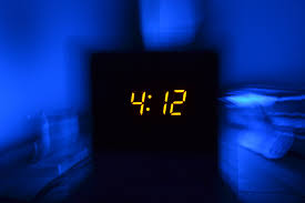 睡眠不足的短期和长期危害有哪些_如何促进睡眠质量提升？