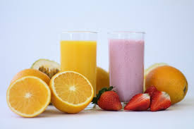椰汁、梨和酸橙的混合饮料可以缓解宿醉