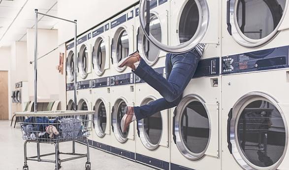 洗衣机可以成为细菌的家_洗衣机有多脏？