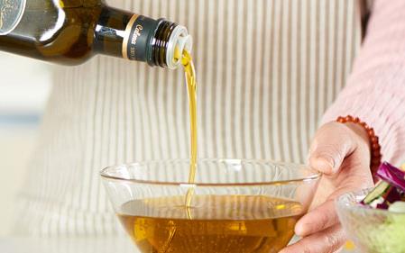 葵花籽油和其它食用油哪个更健康？