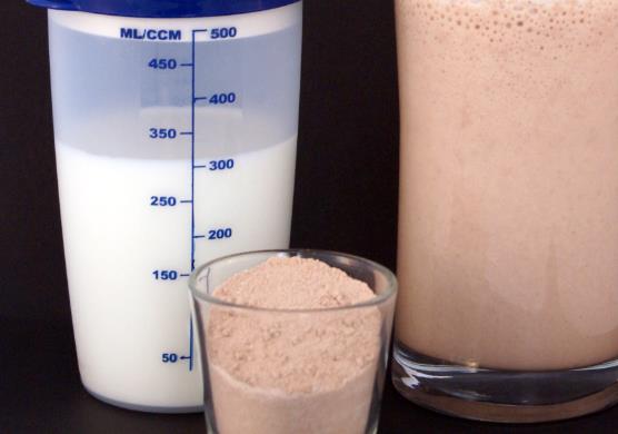 生酮饮食可以吃蛋白奶昔吗？
