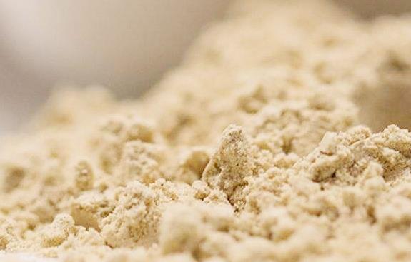 100g小麦粉的营养成分、热量、卡路里、矿物质含量