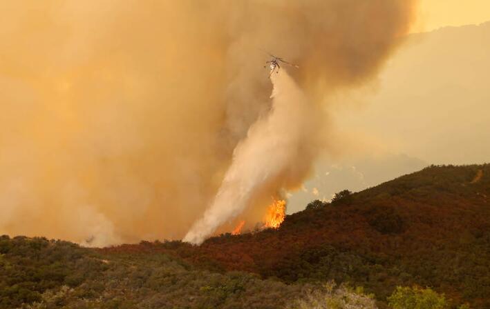 加州野火烧毁面积破纪录 两月烧掉一个康州